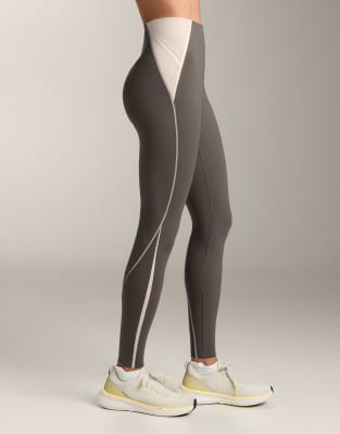 OYSHO - Compressive Core Control - Reflektierende, knöchellange Kompressions-Leggings in Schwarz mit hohem Bund-Grau