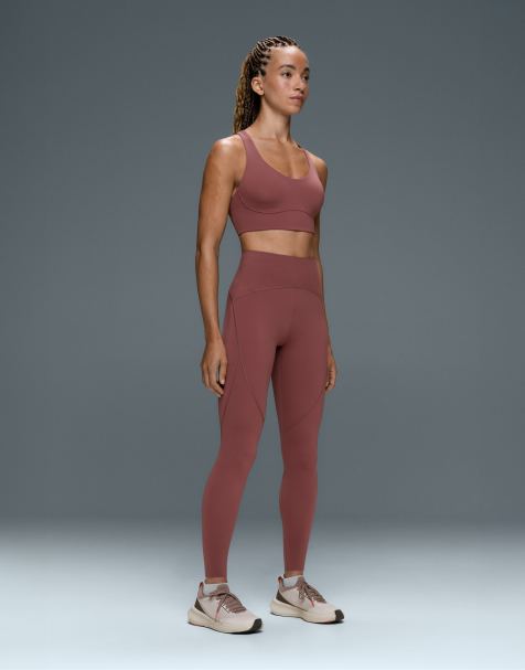 OYSHO Compressive high rise ankle-length basic leggings in burgundy - view 1