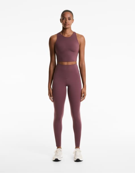 OYSHO Compressive tank top in burgundy - view 1