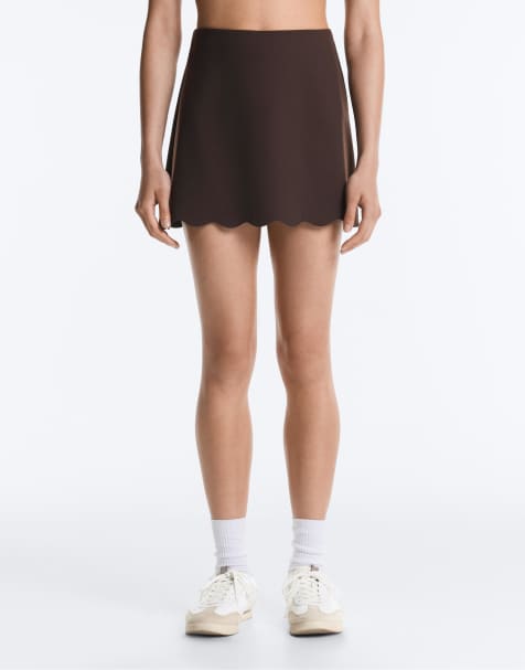 OYSHO Compressive wavy skirt in brown - view 1