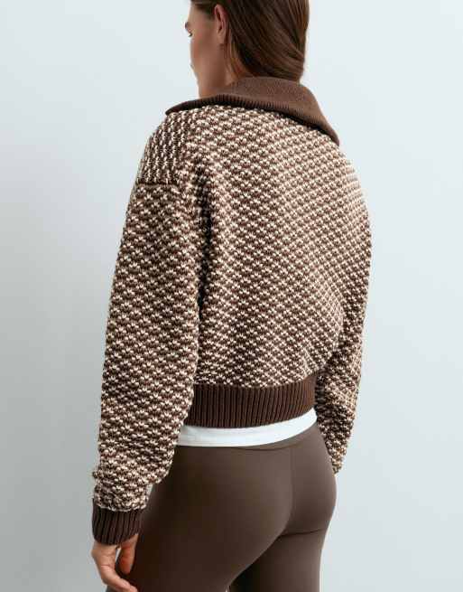 OYSHO Contrast high-neck knit jacket in brown, 4 of 5