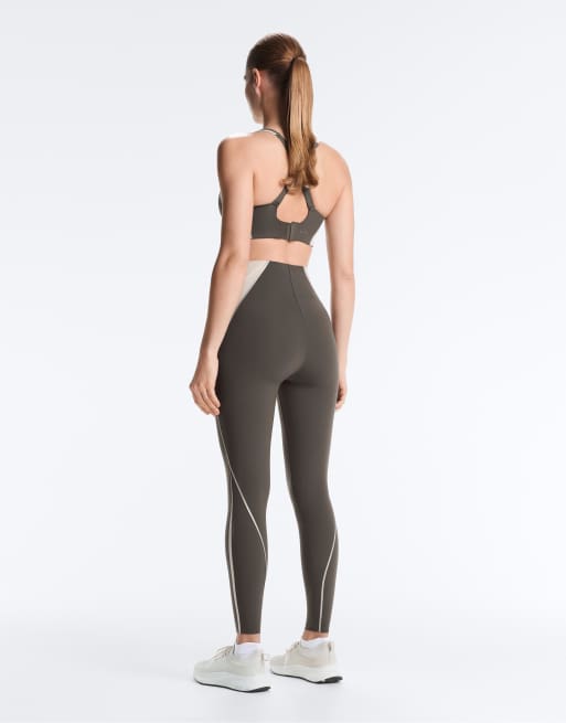 OYSHO - Core-Control - Leggings a compressione alla caviglia a vita alta neri riflettenti, 3 di 4