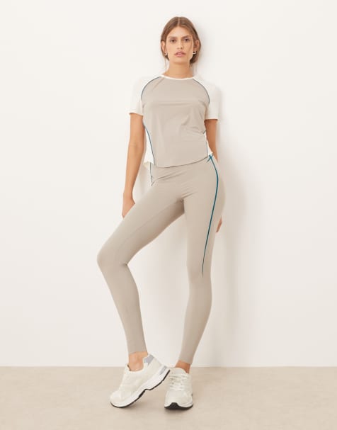 OYSHO - Core Control Lines - Leggings alla caviglia da 65 cm color visone a vita alta a compressione - view 1