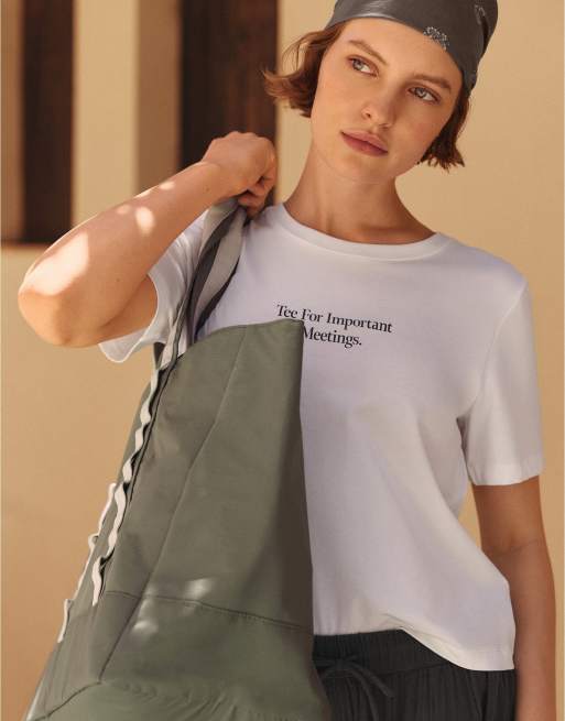 OYSHO Cotton blend short-sleeved t-shirt with slogan in off-white, 3 of 4