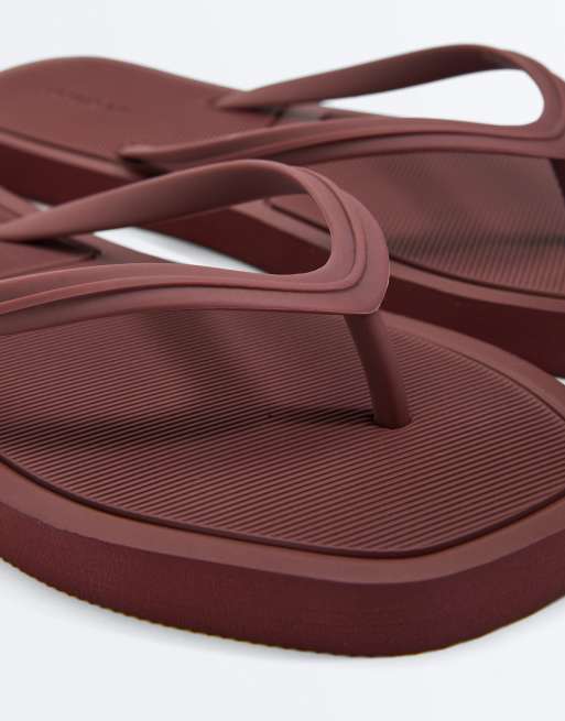 OYSHO Embossed beach sandals in terracota, 5 of 6