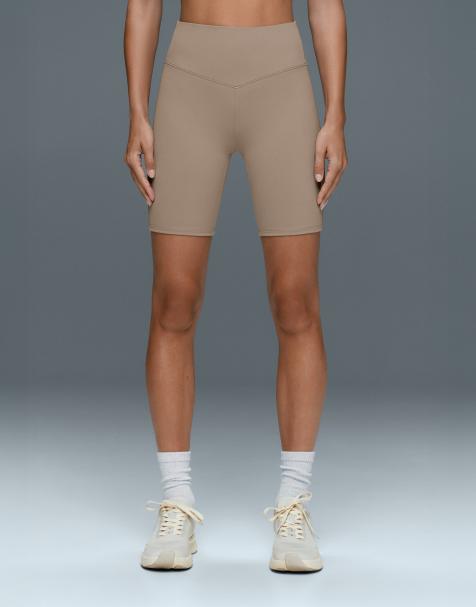 OYSHO Evermove 20cm short leggings in beige - view 1