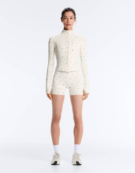 OYSHO Evermove floral print technical jacket in pale ecru, 3 of 4
