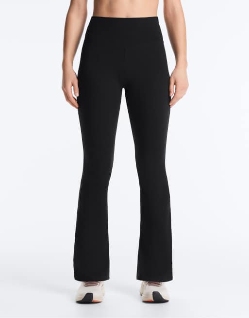 OYSHO Evermove high rise flare trousers in black, 2 of 4