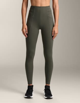 OYSHO - Evermove - Knöchellange Leggings in Grün mit hohem Bund in Knitter-Optik
