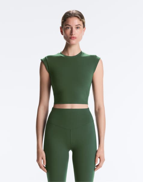 OYSHO Evermove sleeveless tank top in green - view 1