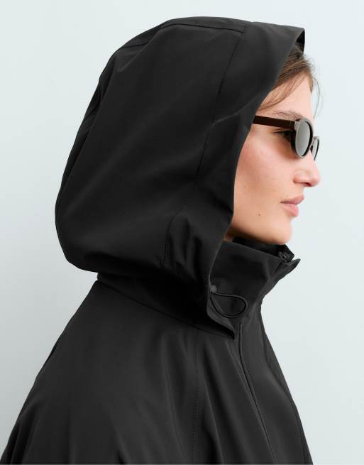OYSHO Extra lightweight 10k waterproof long cape in black, 3 of 5