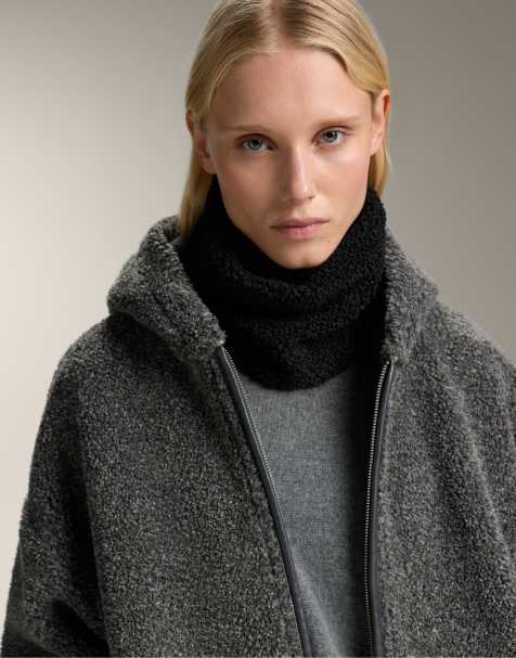 OYSHO Faux-shearling snood in black - view 1