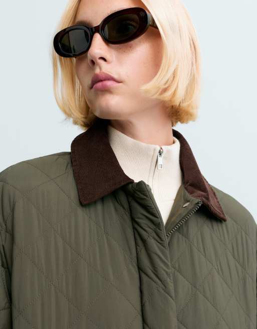 OYSHO Fellex® aerogel contrast collar long padded jacket in khaki, 3 of 5