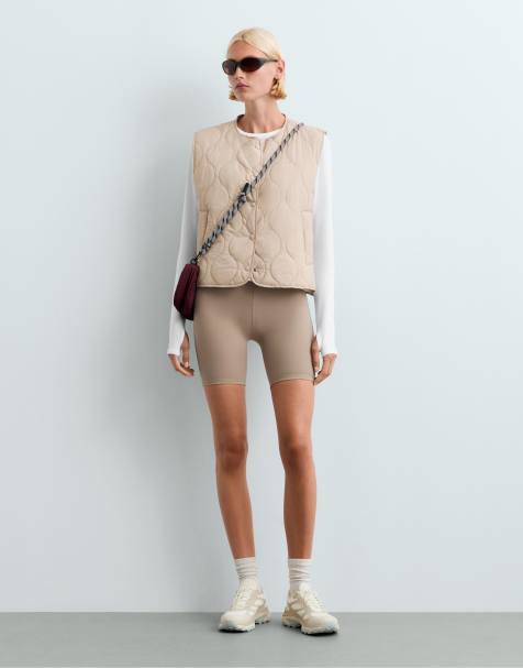 OYSHO Fellex® aerogel padded gingham gilet in beige - view 1