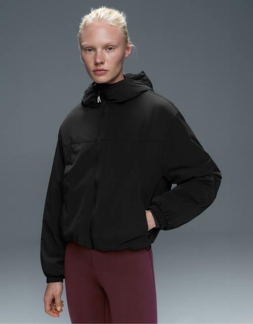 OYSHO Fellex® volcanic technical padded boxy jacket in black, 3 of 5
