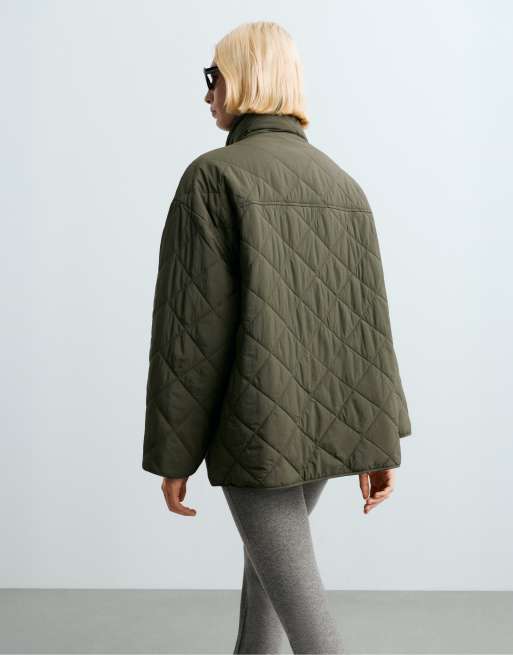 OYSHO Fellex® wattierte Jacke mit Rautensteppung in Khaki, 4 von 5