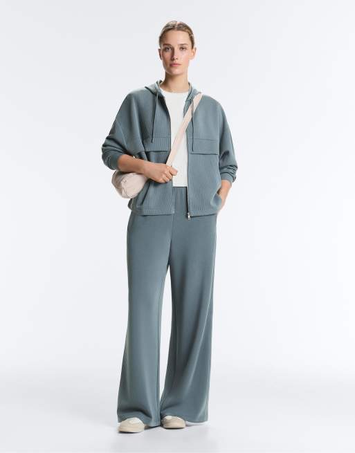OYSHO - Felpa grigio blu a coste con zip in morbido modal, 2 di 4