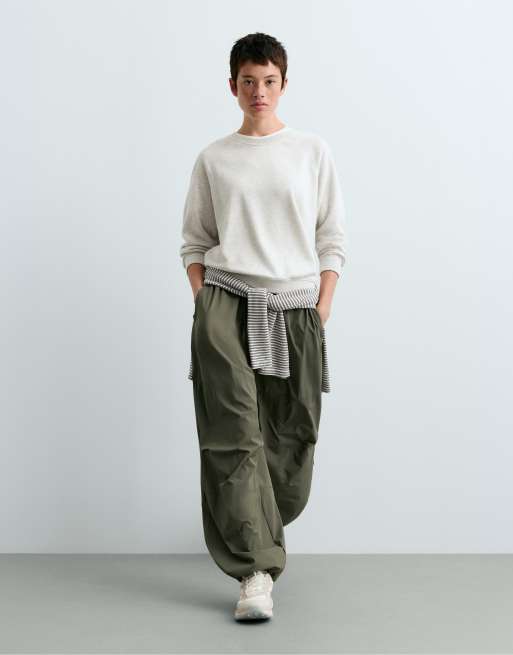 OYSHO - Felpa morbida con scollo rotondo grigio chiaro mélange, 2 di 7