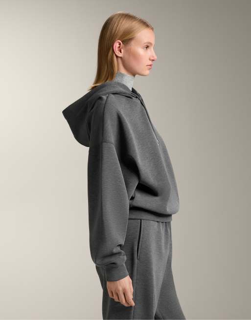 OYSHO - Felpa squadrata in modal grigio mélange spazzolato con cappuccio, 2 di 4