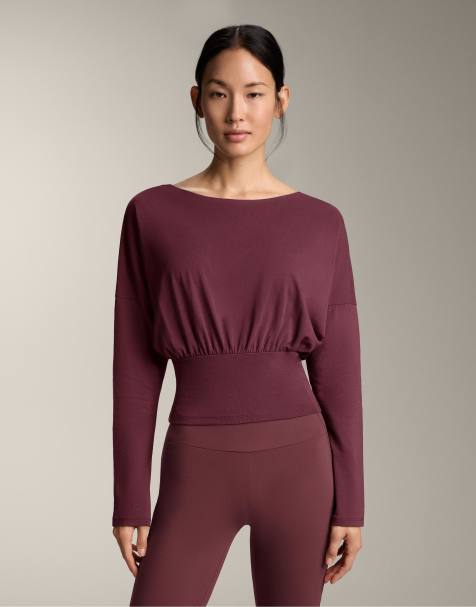 OYSHO Fitted waist cotton blend t-shirt in red - view 1