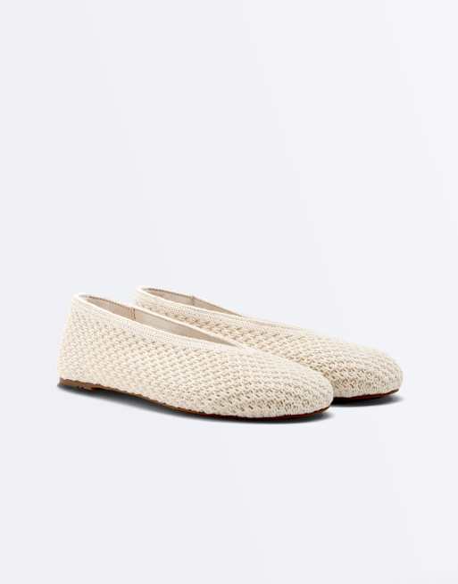 OYSHO – Gehäkelte Ballerinas in Ecru, 3 von 6