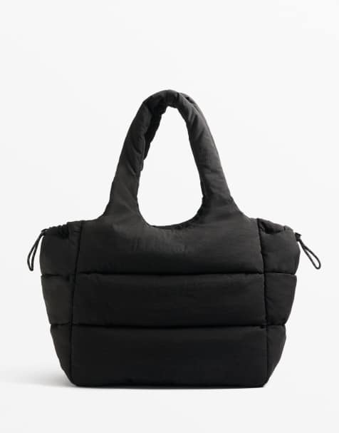 OYSHO – Gepolsterte Shoppertasche in Schwarz - view 1