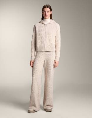 OYSHO - Gerade geschnittene Strickhose in Hellrosa mit Zopfmuster