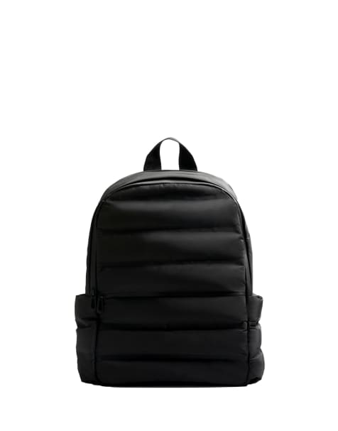 OYSHO – Gesteppter Rucksack in Schwarz - view 1