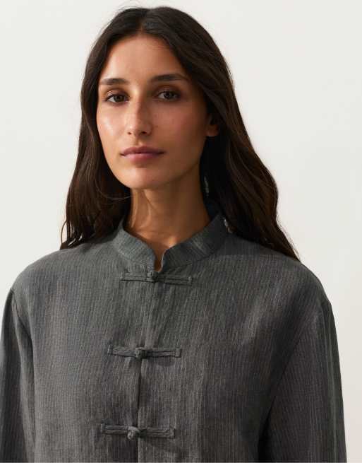 OYSHO giacca in lino 100% con colletto alla coreana e bottoni in antracite scuro, 3 di 4