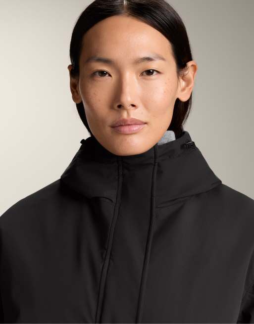 OYSHO - Giacca lunga imbottita impermeabile nera con imbottitura Fellex® Aerogel 10k, 2 di 4