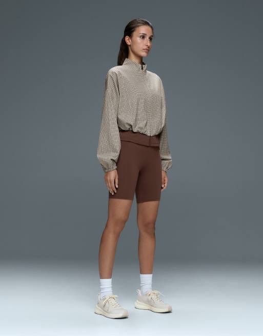 OYSHO giacca tecnica a doppio strato a quadri color cacao, 2 di 5