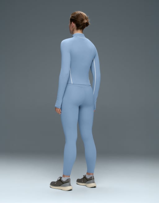 OYSHO giacca tecnica leggera e calda con profili a contrasto blu, 4 di 7