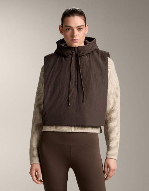 OYSHO - Gilet marrone imbottito con cappuccio