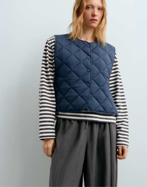 OYSHO gilet matelassé à motif losanges marine, 2 de 5