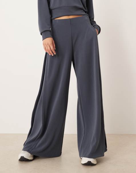 OYSHO – Grå byxor med veck och vida ben i mjuk modal - view 1