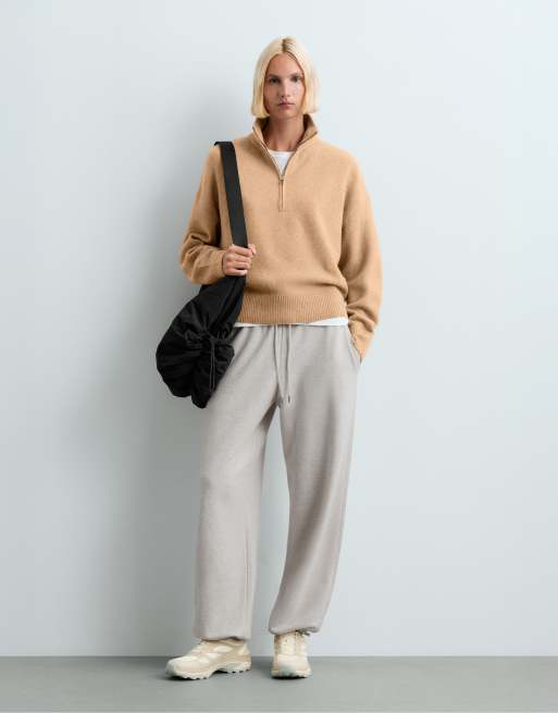 OYSHO High-neck jumper with half zip in camel, 2 of 5