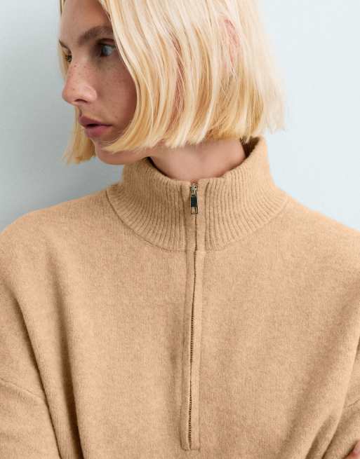 OYSHO High-neck jumper with half zip in camel, 3 of 5