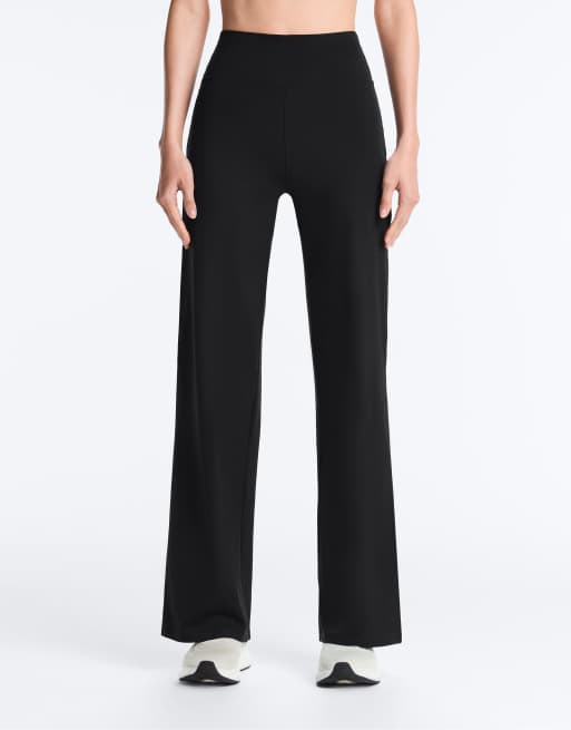 OYSHO High-rise comfortlux straight-leg trousers in black, 2 of 4