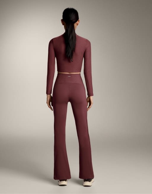 OYSHO High-rise rib comfortlux flare trousers in re, 3 of 4