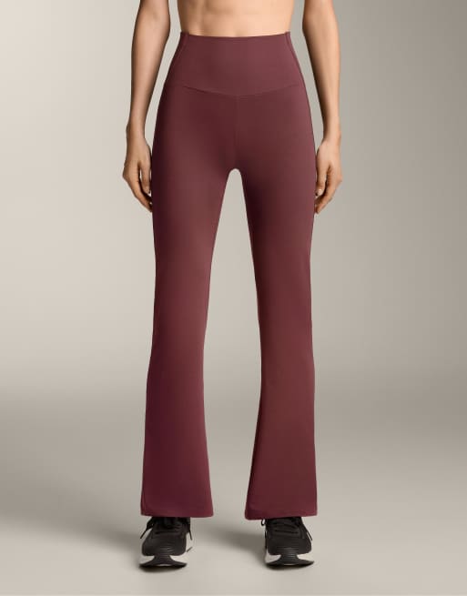 OYSHO High-rise rib comfortlux flare trousers in re, 4 of 4
