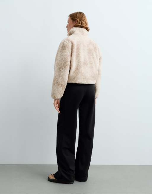 OYSHO High-Waist warme Straight-Hose mit Reißverschlüssen in Schwarz, 4 von 6