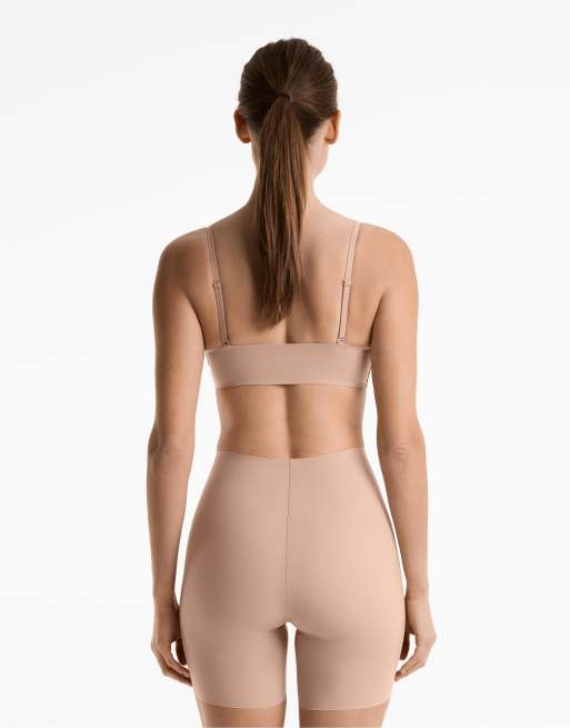 OYSHO High-waisted invisible laser-cut shapewear shorts in beige, 4 of 4