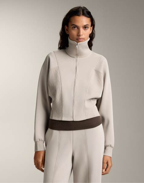 OYSHO – Hochgeschlossene Jacke aus Modal in Taupe mit gerippten Details - view 1