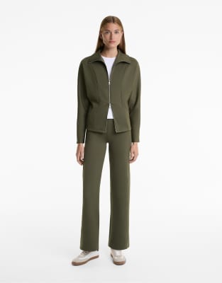 OYSHO - Hose aus neoprenartigem Stoff in Grün mit geradem Bein