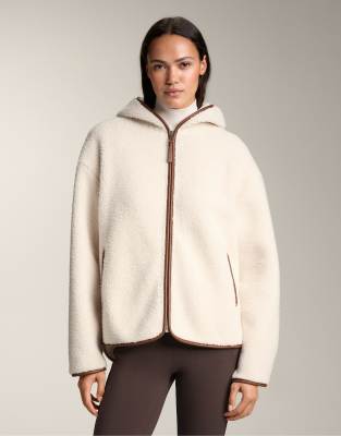 OYSHO - Jacke aus Lammfellimitat in Ecru mit Kapuze-Neutral