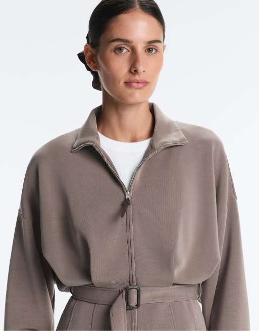 OYSHO – Jacke aus weichem Modal in Taupe-Grau mit Korsettgürtel, 3 von 4