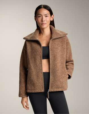 OYSHO - Kastige Jacke aus Lammfellimitat in meliertem Hellbraun-Brown
