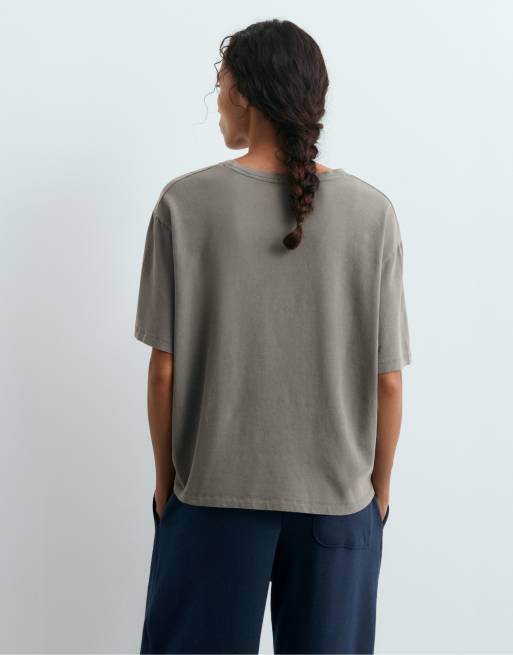 OYSHO – Kastiges T-Shirt aus Baumwollmix in Grau mit Slogan, 4 von 6