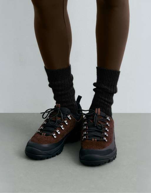 OYSHO klassische Socken aus 18 % Kaschmir und 8 % Wolle in Schwarz, 2 von 4