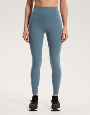 OYSHO - Knöchellange Kompressions-Leggings in Petrol mit Tasche und hohem Bund, 65 cm Schrittlänge-Blau